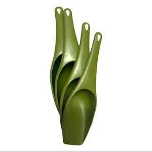 Retro Foley Avocado Green Measuring Scoops, Set of 4